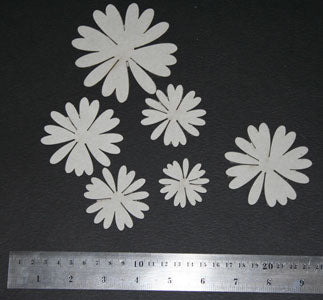 2Crafty Chipboard Flourish- Daisy Flower